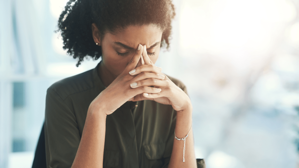 Briser les barrières : comment identifier et surmonter les résistances internes qui nous empêchent de réaliser notre objectif  